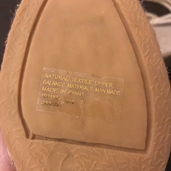 Colin Stuart Crochet Wedge Strapy Sandal - Picture 3 of 3